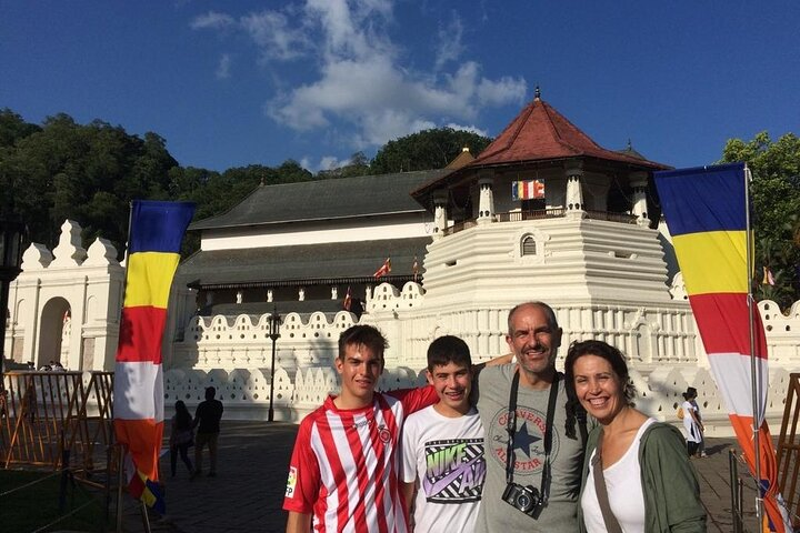 Full-Day Galle or Kandy Private Tour with an Expert Driver-Guide - Photo 1 of 11